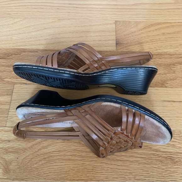 Softspots Women Brown Sandal NWOB Size 7M - Picture 6 of 9